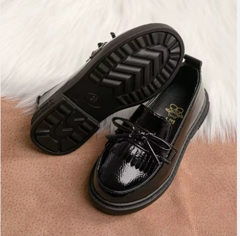 Chaussures moccassinhabillées enfant – l’élégance qui fait la difference