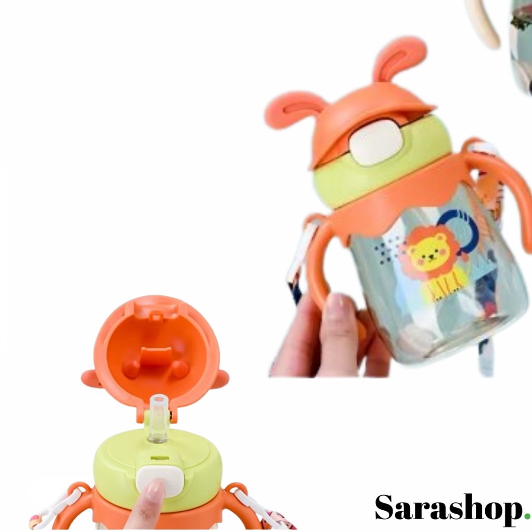 Gobelet enfant à paille – compact, facile à utiliser, parfait dès 4 ans.